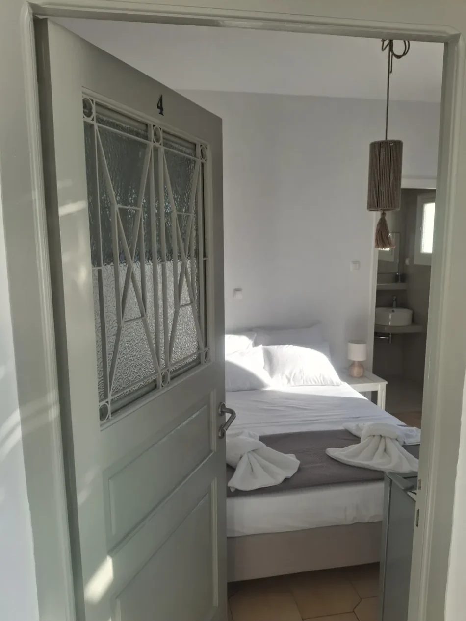 Room 4