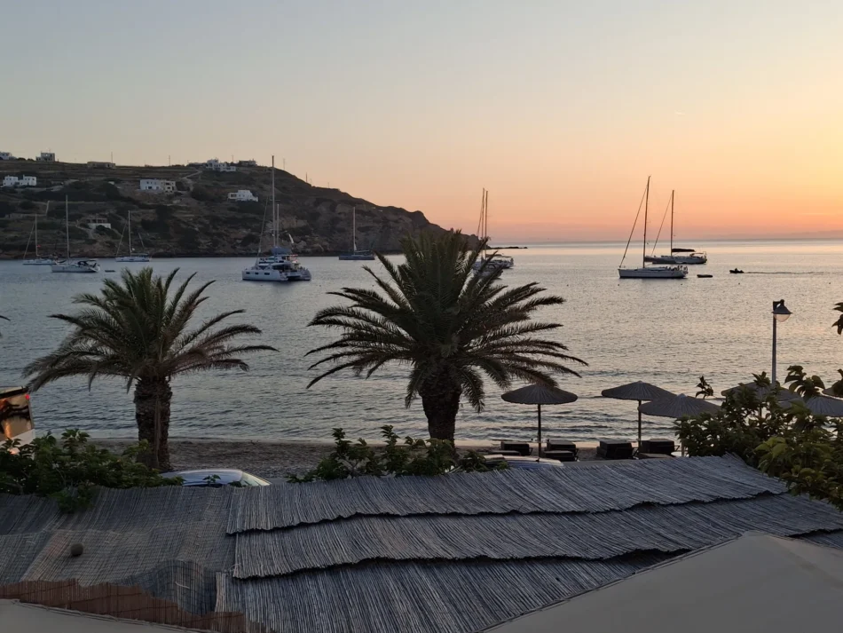 Kini Sunset Light